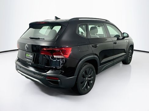Used 2024 Volkswagen Taos S FWD image 9