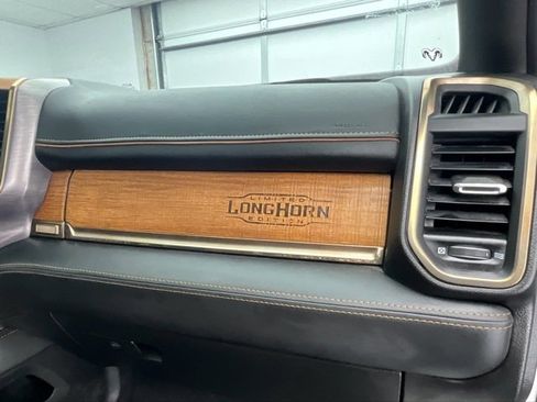 Used 2024 RAM 2500 Limited w/ Towing Technology Group image 12