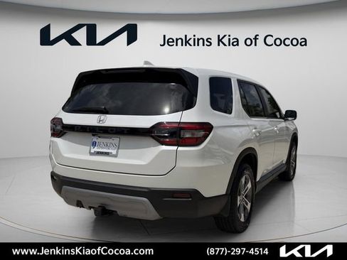 Used 2023 Honda Pilot EX-L image 4
