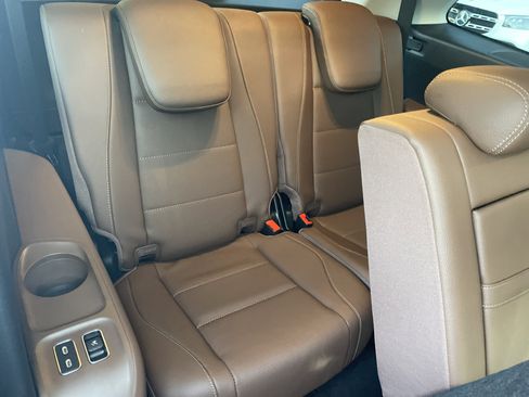 Certified 2024 Mercedes-Benz GLS 450 4MATIC image 48