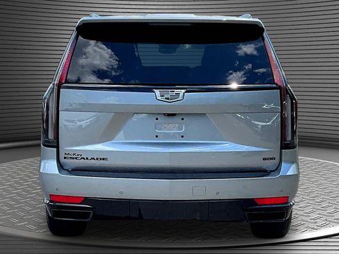 Used 2024 Cadillac Escalade Sport w/ LPO, ONYX Package AWD/4WD image 5