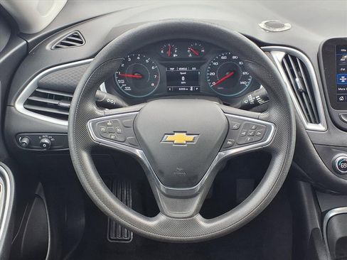 Used 2022 Chevrolet Malibu LT image 13