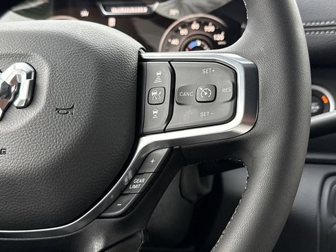New 2026 RAM 2500 Laramie AWD/4WD image 27