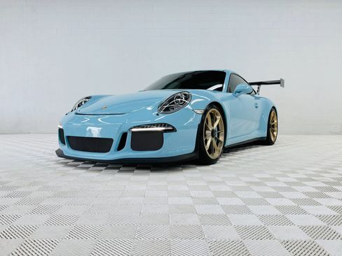 Used 2015 Porsche 911 GT3 RWD image 2