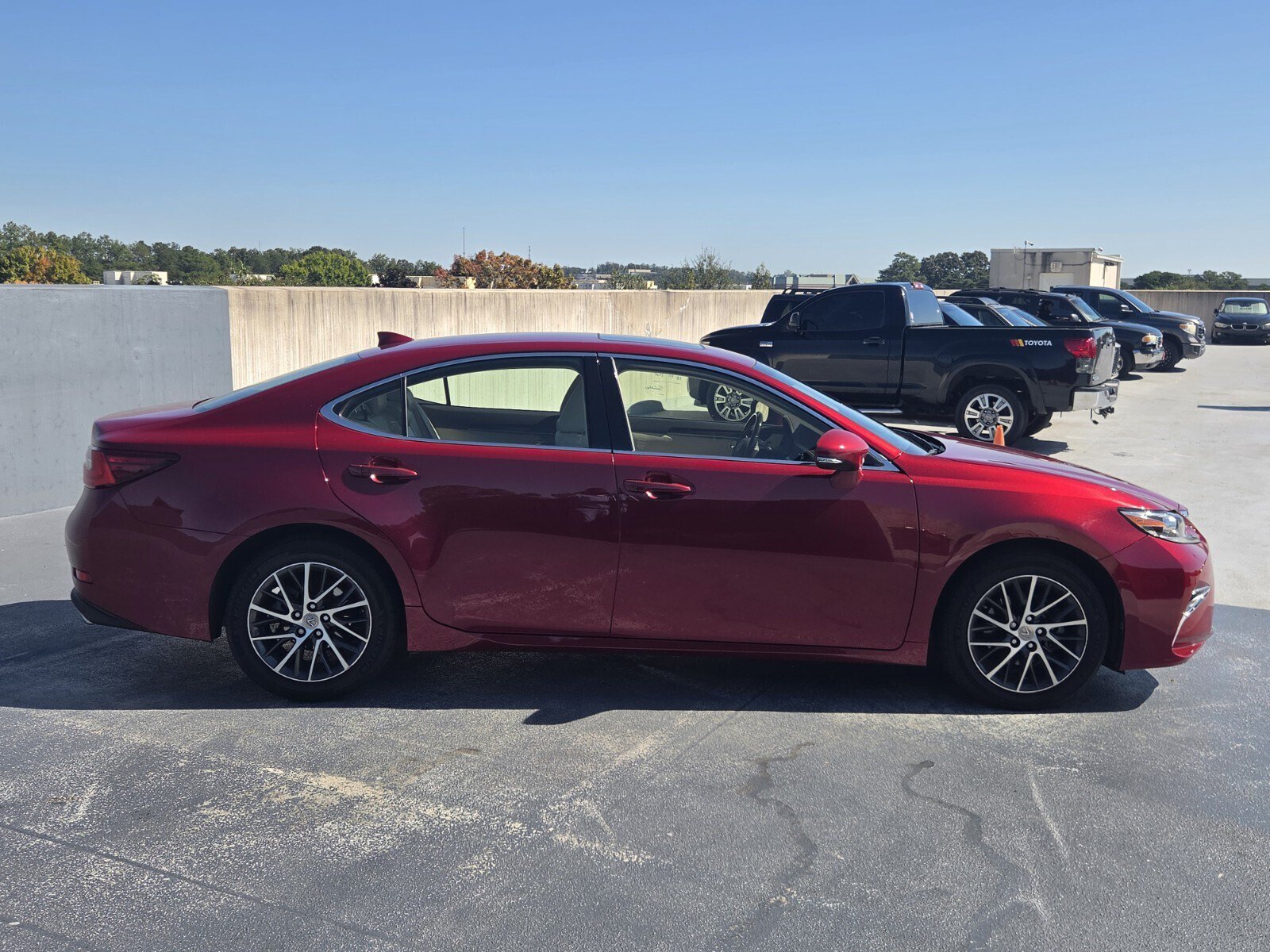 Used 2016 Lexus ES 350 w/ Luxury Package w/Wood Trim FWD image 6