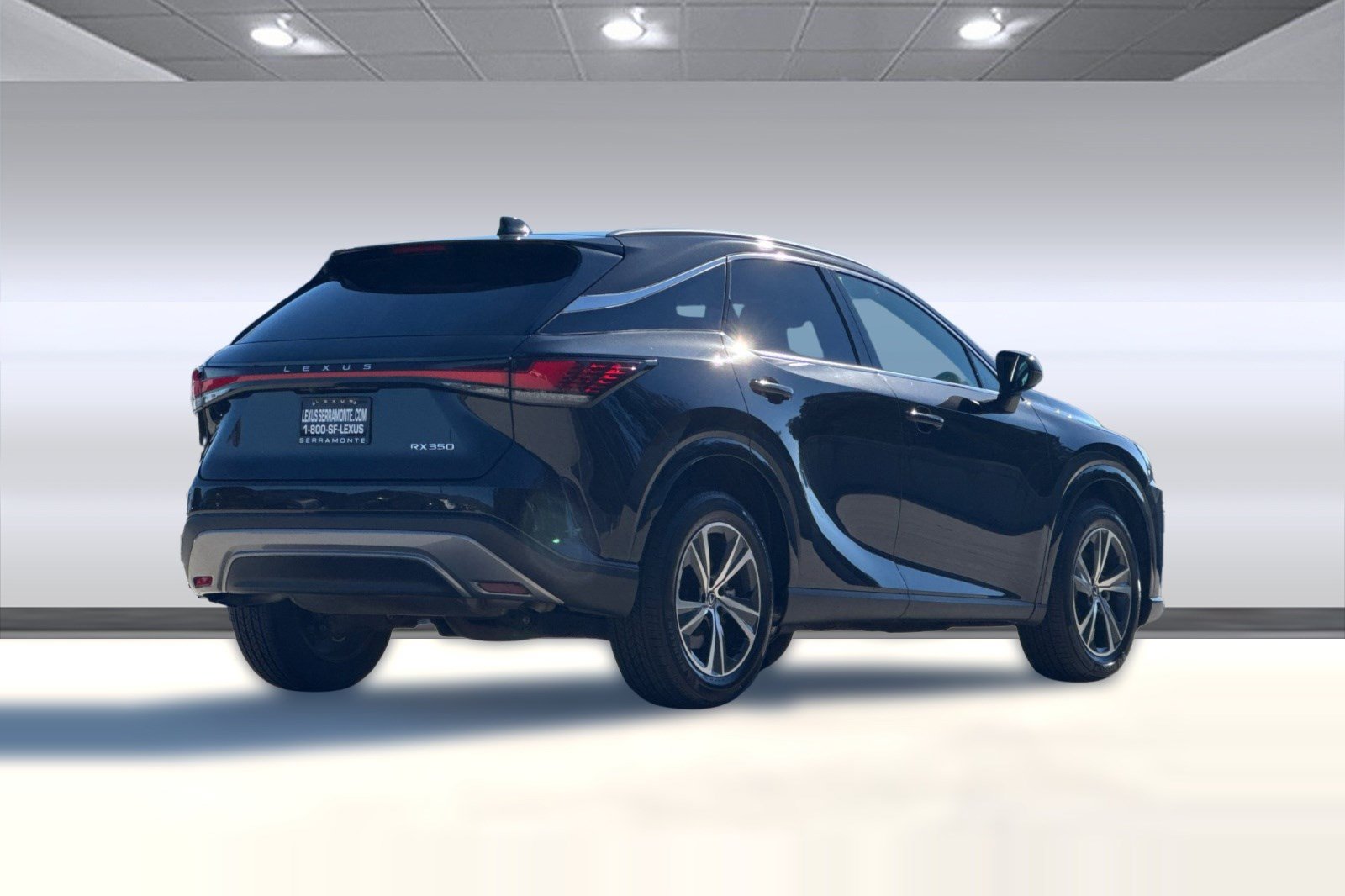 Certified 2024 Lexus RX 350 FWD w/ Technology Package image 8