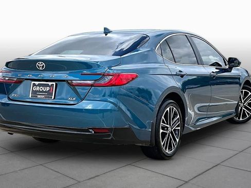 Used 2026 Toyota Camry XLE FWD image 13