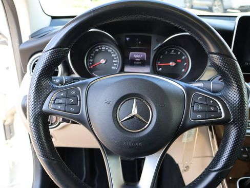 Used 2016 Mercedes-Benz GLC 300 4MATIC image 25