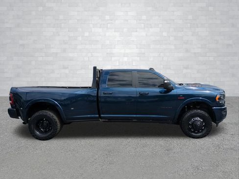 Used 2023 RAM 3500 Limited AWD/4WD image 3