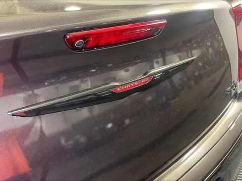Used 2023 Chrysler 300 S RWD image 40