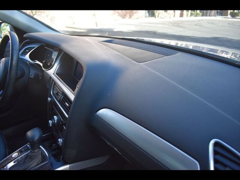 Used 2016 Audi A4 2.0T Premium w/ Convenience Plus Package FWD image 35