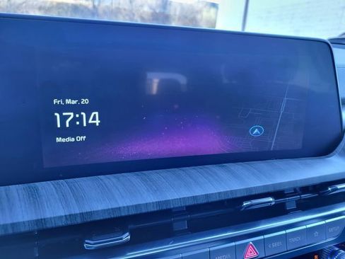 Used 2023 Kia Telluride SX image 16