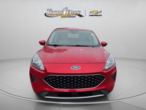 Used 2020 Ford Escape SE FWD image 2