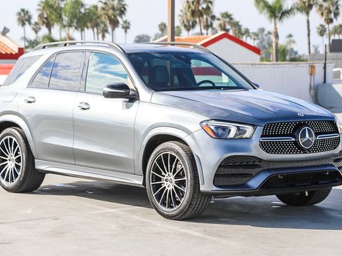 Used 2021 Mercedes-Benz GLE 350 4MATIC image 4