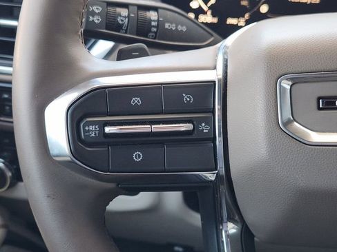 Used 2025 GMC Yukon XL Denali w/ Sun & Power Step Package image 18