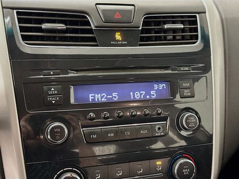 Used 2013 Nissan Altima 2.5 S image 21