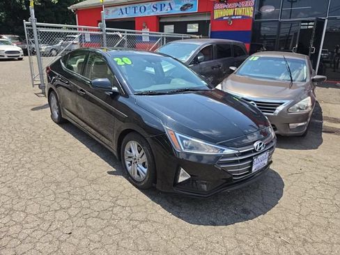 Used 2020 Hyundai Elantra Value Edition FWD image 3