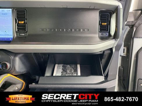 Used 2022 Ford Bronco Badlands AWD/4WD image 33