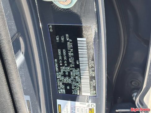 Certified 2026 Toyota 4Runner Limited AWD/4WD image 33