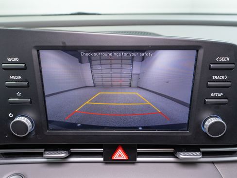 Used 2023 Hyundai Elantra SEL FWD image 19