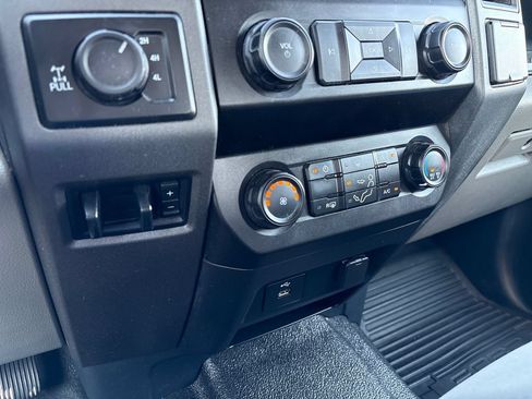 Used 2022 Ford F250 XL w/ Power Equipment Group AWD/4WD image 37