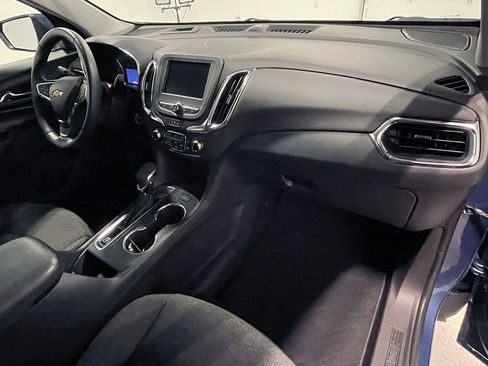 Used 2024 Chevrolet Equinox LT FWD image 28