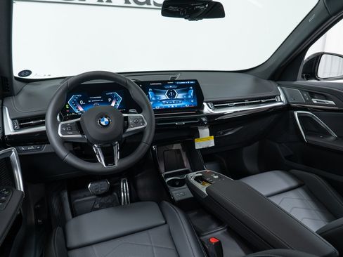 New 2026 BMW X1 xDrive28i w/ Technology Package AWD/4WD image 16