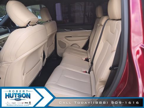 Used 2023 Jeep Grand Cherokee Limited RWD image 20