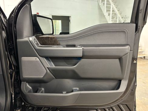 Used 2021 Ford F150 Lariat AWD/4WD image 22