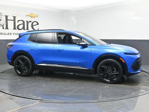 Used 2024 Chevrolet Equinox EV RS FWD image 48