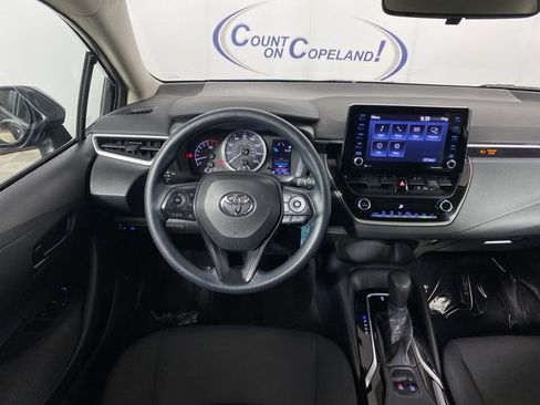 Certified 2022 Toyota Corolla LE FWD image 17