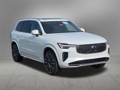 New 2026 Volvo XC90 B6 Plus w/ Protection Package Premier image 8