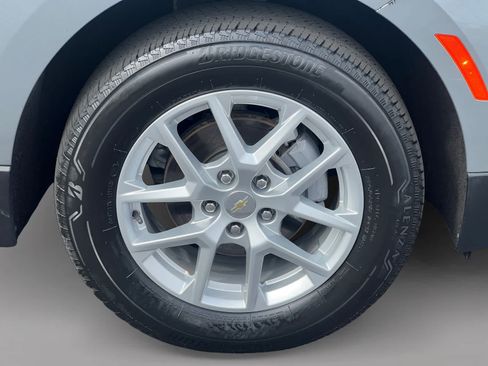 Used 2024 Chevrolet Equinox LT AWD/4WD image 19