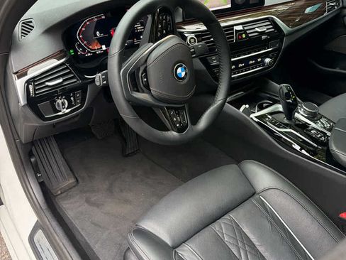 Used 2023 BMW 530i xDrive w/ Premium Package AWD/4WD image 6