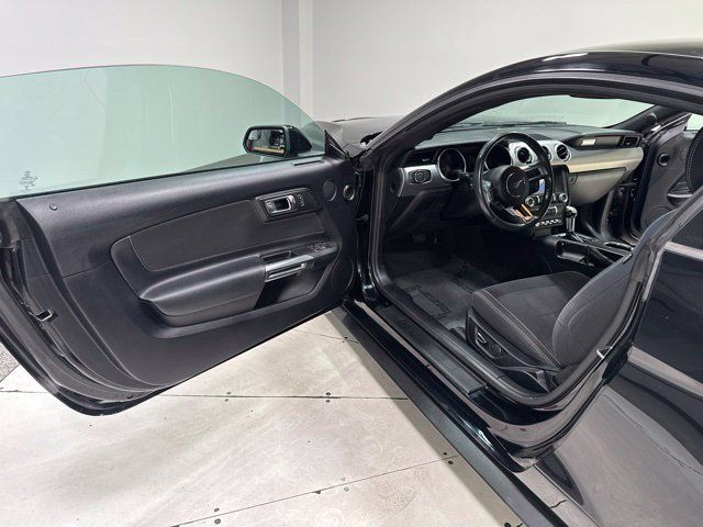 Used 2018 Ford Mustang Coupe w/ Equipment Group 101A RWD image 6