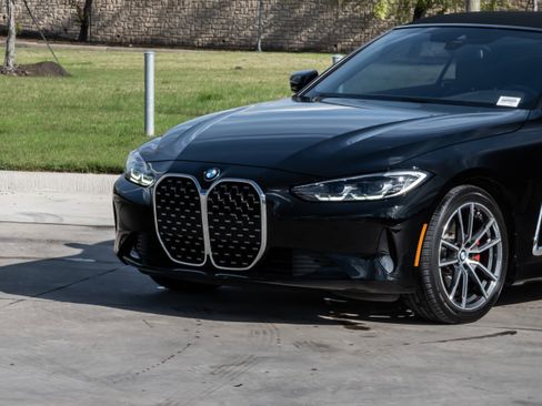 Certified 2023 BMW 430i Convertible w/ Premium Package image 9