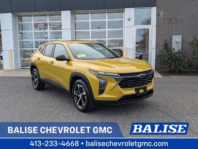 Used 2024 Chevrolet Trax RS w/ Sunroof Package