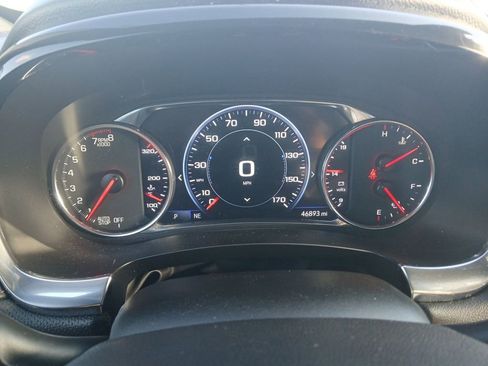 Used 2023 Chevrolet Traverse Premier image 25