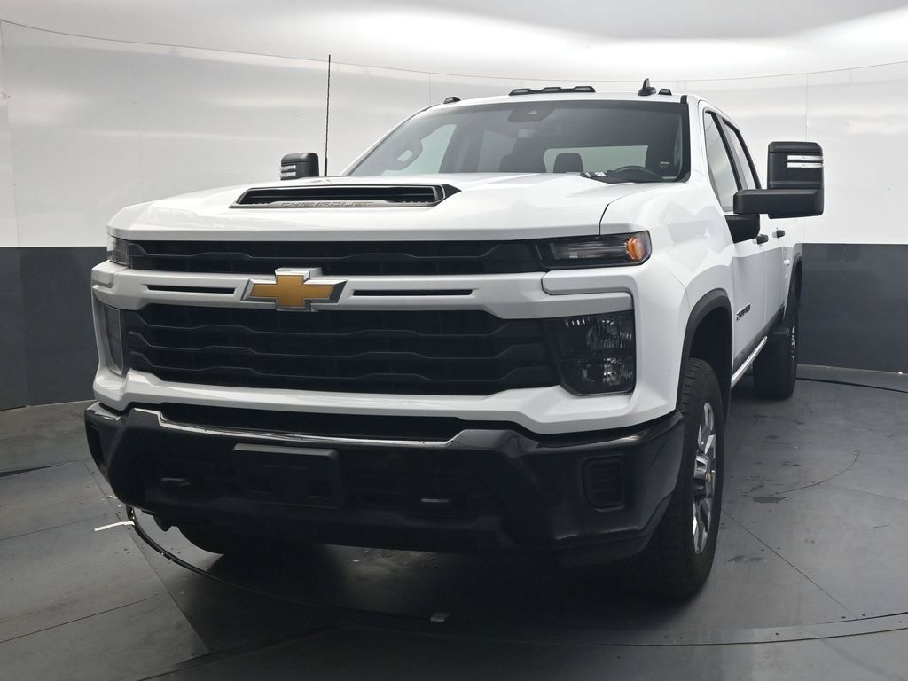 Used 2024 Chevrolet Silverado 2500 Custom AWD/4WD image 14