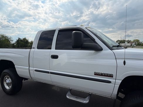 Used 2002 Dodge Ram 2500 Truck 4x4 Quad Cab image 12