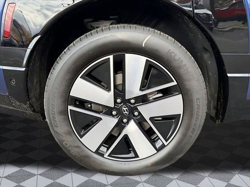 New 2026 Hyundai Ioniq 9 SEL AWD/4WD image 9
