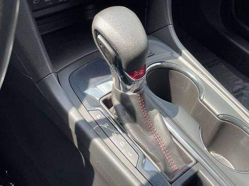 Used 2024 Chevrolet Equinox RS FWD image 40