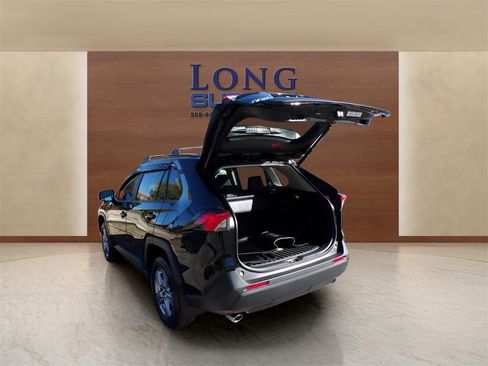 Used 2023 Toyota RAV4 XLE w/ Convenience Package image 11