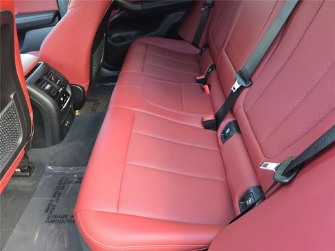 Certified 2022 BMW X4 xDrive30i w/ Convenience Package image 14