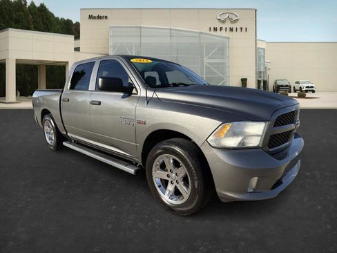 Used 2013 RAM 1500 Express image 3