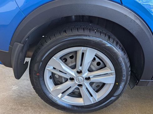Used 2024 Nissan Kicks S FWD image 33