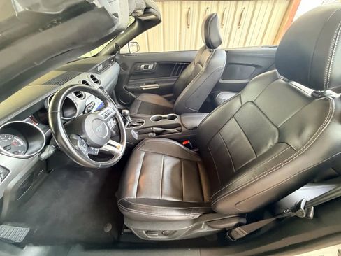 Used 2023 Ford Mustang Premium image 20