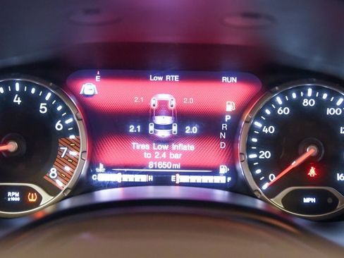 Used 2021 Jeep Renegade Limited w/ Sun & Sound Group image 25