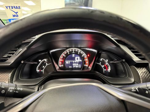 Used 2018 Honda Civic Sport image 26
