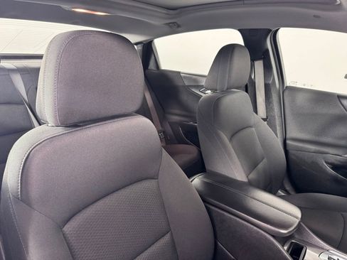 Used 2024 Chevrolet Malibu LT image 33
